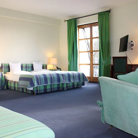 Golf Course Bonn מלון סנט אוגוסטין